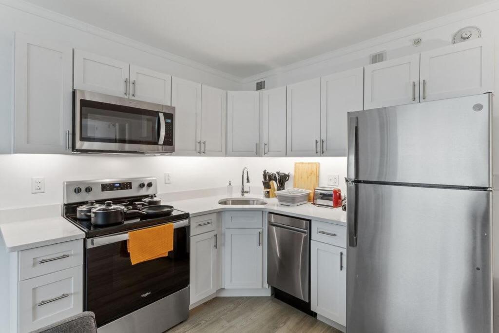 Beachfront 2Br 3Ba Condo By Cozysuites Atlantic City Exteriör bild